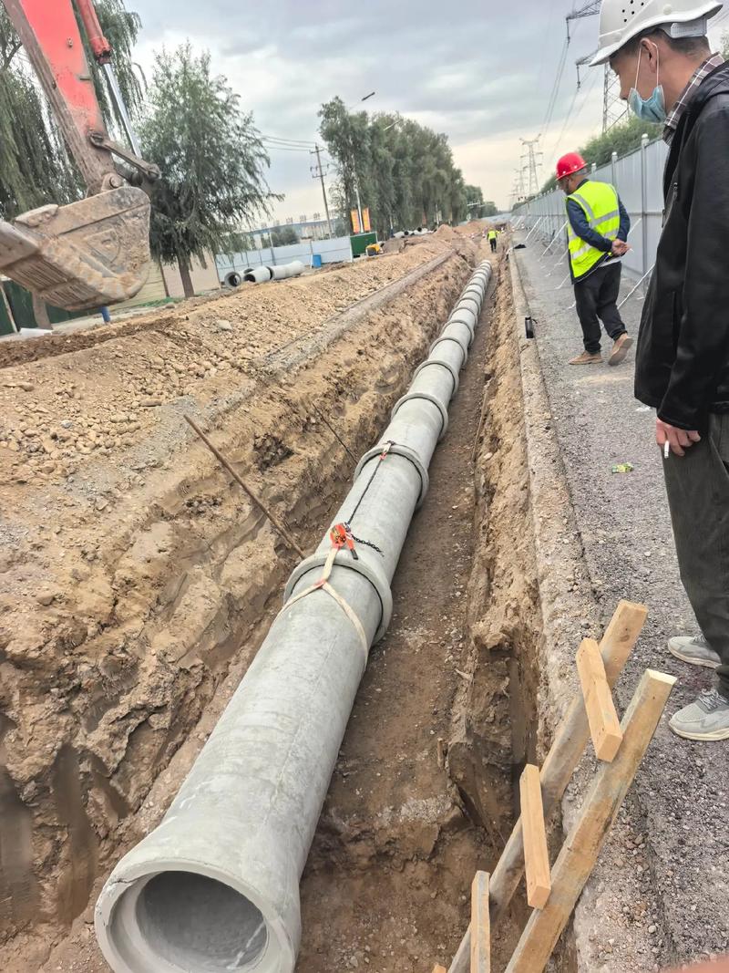 工業園區金源路市政管網工程有序推進